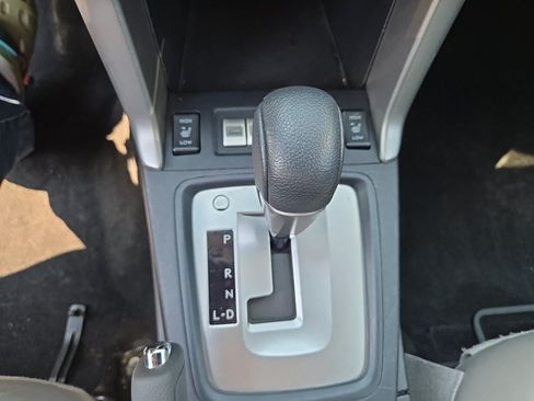 Used 2017 Subaru Forester 2.5i Limited AWD/4WD image 23