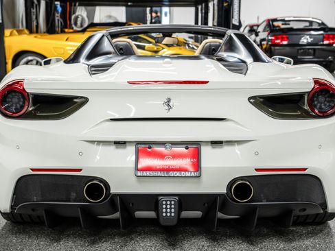 Used 2018 Ferrari 488 Spider image 7