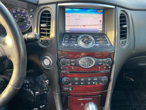 Used 2014 INFINITI QX50 Journey w/ Premium Package image 32