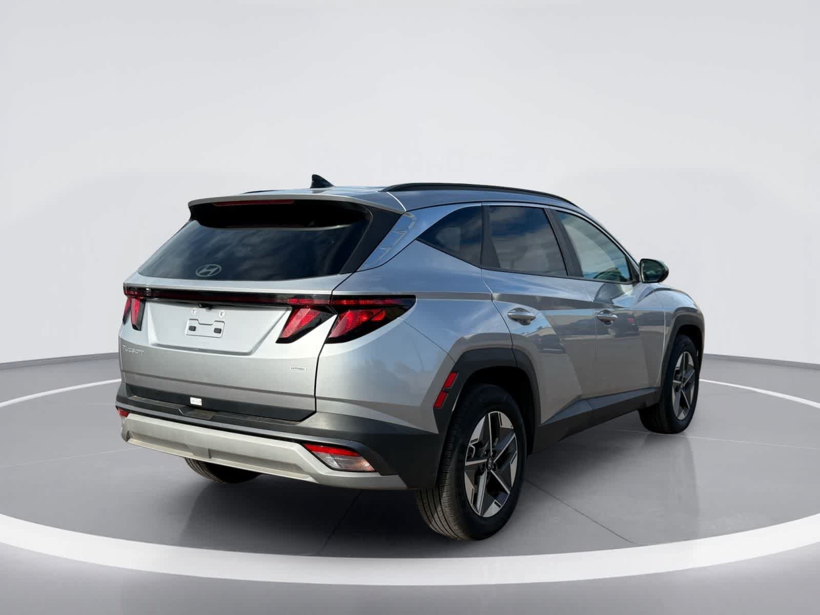 Used 2025 Hyundai Tucson SEL AWD/4WD image 6
