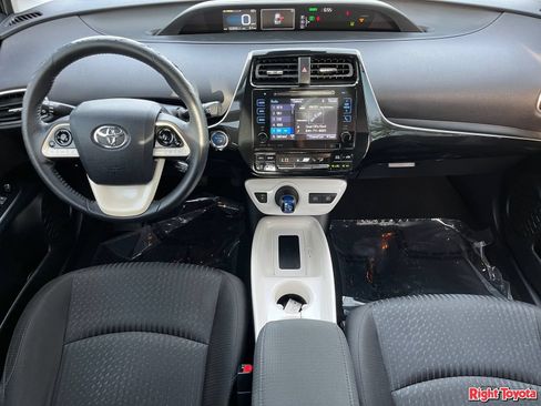 Certified 2016 Toyota Prius Three w/ Advanced Technology Package FWD image 15