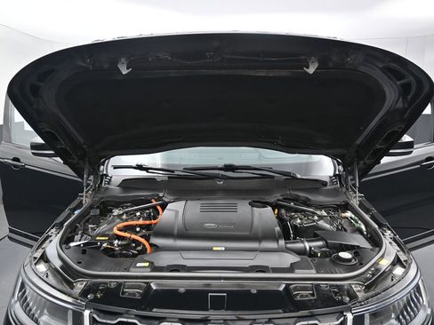 Used 2020 Land Rover Range Rover Sport HSE image 35