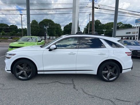 Used 2023 Genesis GV70 2.5T w/ Sport Prestige Package AWD/4WD image 6