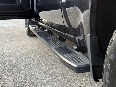 Used 2023 Chevrolet Silverado 1500 LTZ w/ LTZ Premium Package image 13