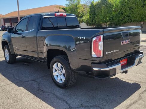 Used 2018 GMC Canyon SLE w/ SLE Convenience Package AWD/4WD image 3