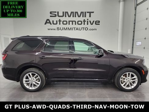 Used 2024 Dodge Durango GT image 1