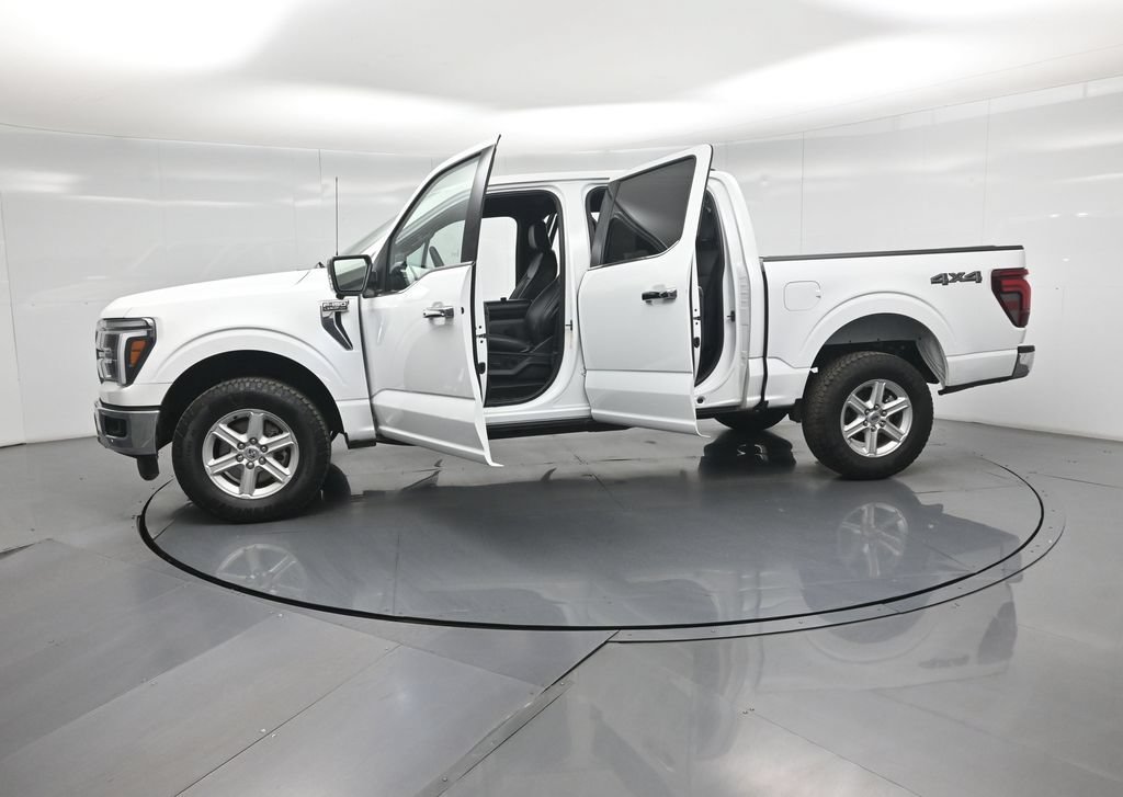 Used 2025 Ford F150 Lariat AWD/4WD image 36