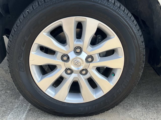 Used 2019 Toyota Sequoia Platinum RWD image 7