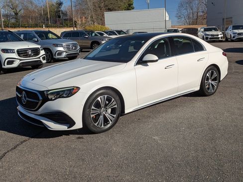 Certified 2024 Mercedes-Benz E 350 4MATIC Sedan image 7