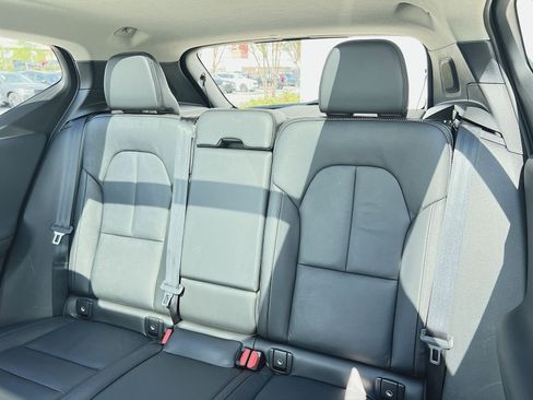 Certified 2023 Volvo XC40 B5 Plus w/ Climate Package AWD/4WD image 22