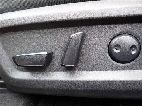 Used 2024 Nissan Rogue SV image 13