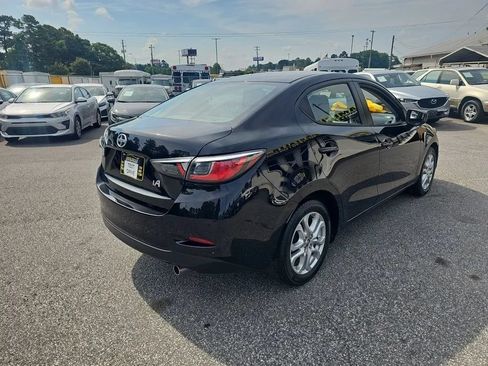 Used 2016 Scion iA FWD image 5