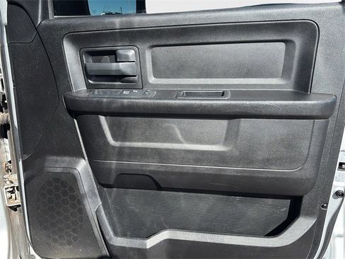 Used 2015 RAM 1500 Express image 10