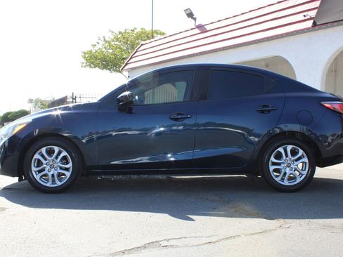 Used 2018 Toyota Yaris iA FWD image 41