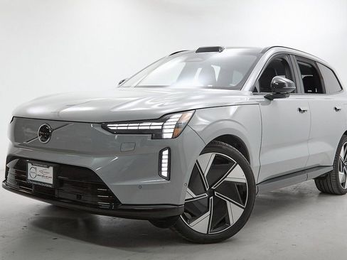 Certified 2025 Volvo EX90 Ultra image 2