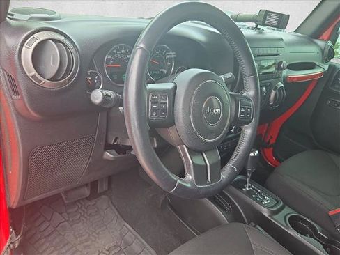 Used 2018 Jeep Wrangler Unlimited Sport S AWD/4WD image 9