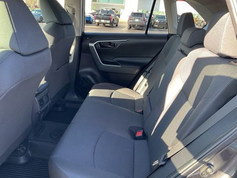Used 2023 Toyota RAV4 LE image 12