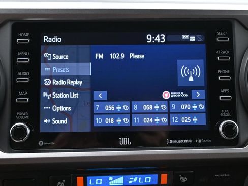 Certified 2022 Toyota Tacoma Limited AWD/4WD image 20