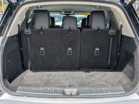 Used 2023 Nissan Pathfinder SL image 13