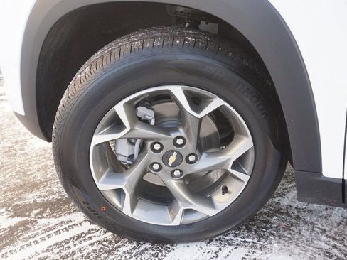 New 2026 Chevrolet Trax LT w/ Driver Confidence Package image 26