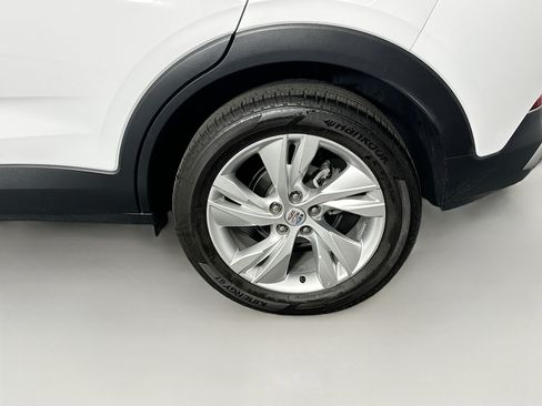 Used 2025 Buick Encore GX Preferred FWD image 11