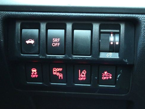 Used 2016 Subaru Legacy 2.5i Limited image 26