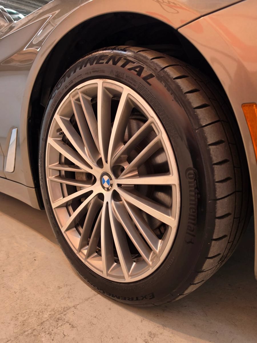 Used 2018 BMW 540i RWD image 23