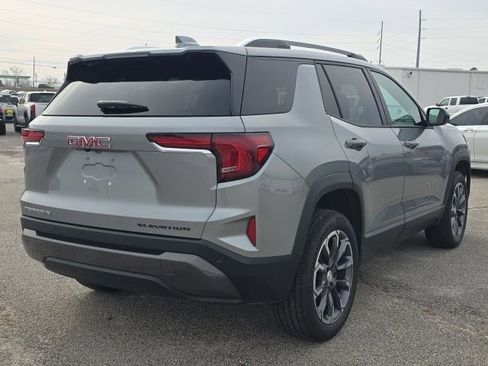 Used 2026 GMC Terrain Elevation w/ Elevation Premium Package image 5