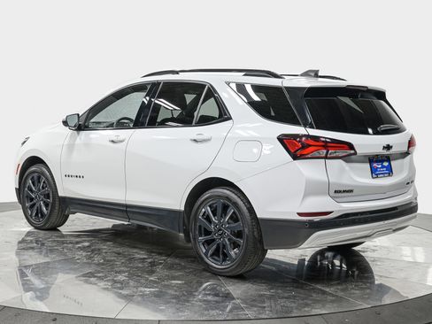 Used 2023 Chevrolet Equinox RS w/ RS Leather Package AWD/4WD image 4