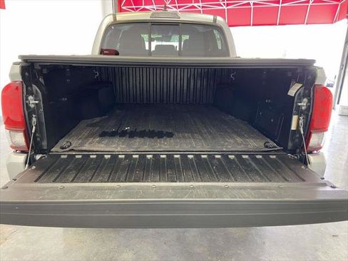 Certified 2023 Toyota Tacoma SR AWD/4WD image 17