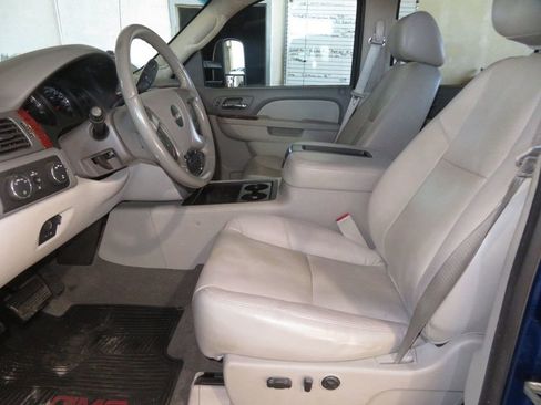 Used 2013 GMC Sierra 2500 SLT w/ SLT Convenience Package image 20