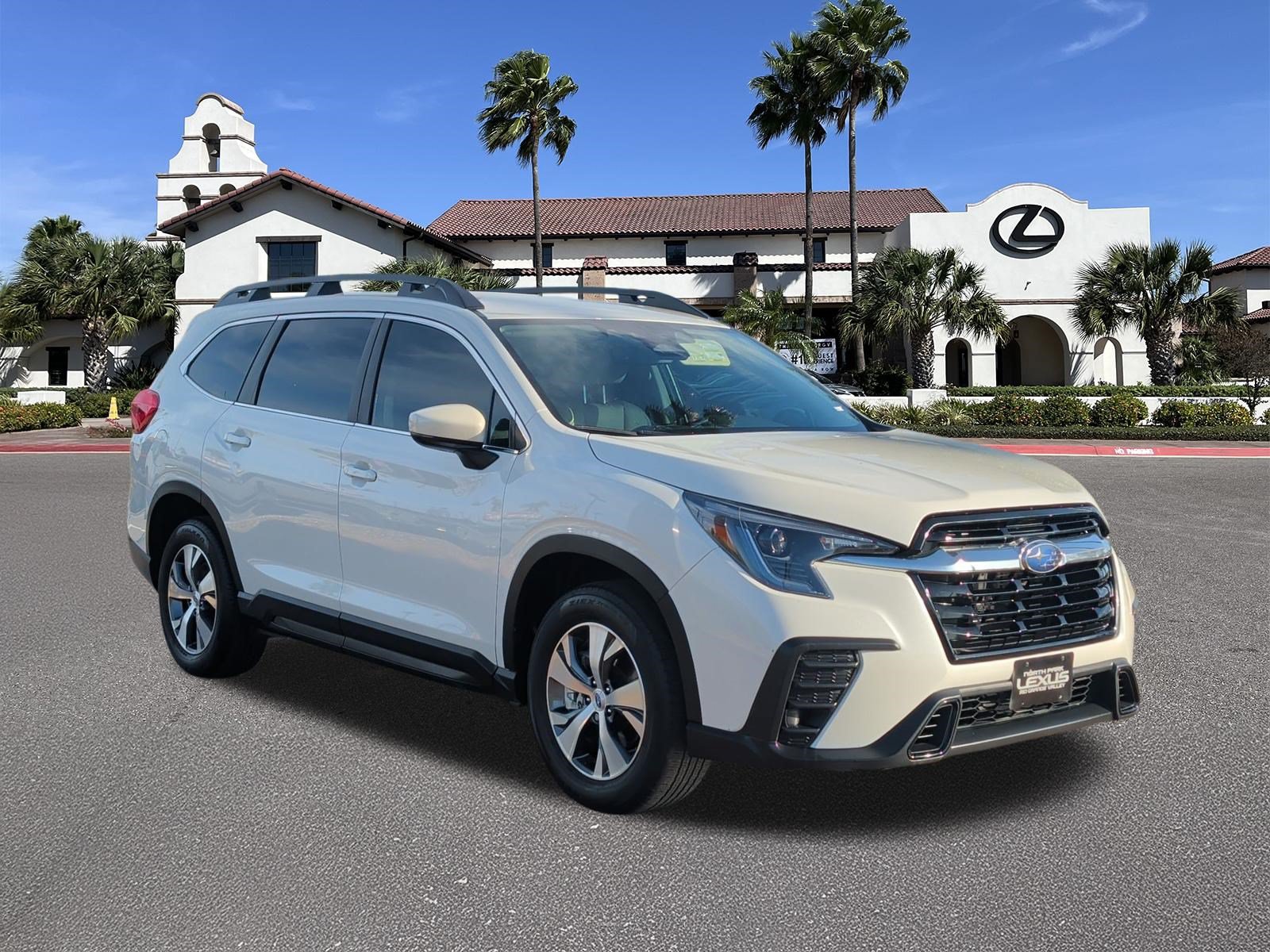 Used 2025 Subaru Ascent Premium AWD/4WD image 1