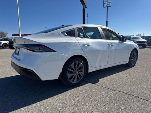 New 2026 Nissan Sentra SL w/ Floor Mat Package image 6