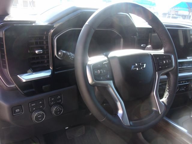 Used 2026 Chevrolet Silverado 1500 LT Trail Boss w/ LT Trail Boss Premium Package AWD/4WD image 29
