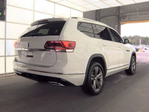 Used 2019 Volkswagen Atlas SEL R-Line FWD image 2