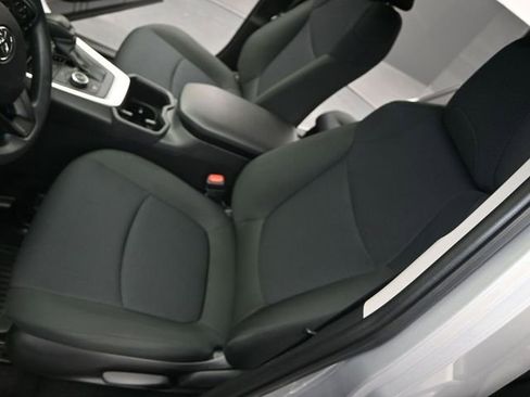 Used 2025 Toyota RAV4 LE image 10