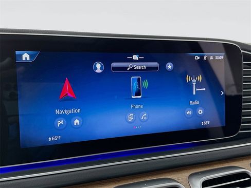 New 2026 Mercedes-Benz GLS 450 4MATIC image 15