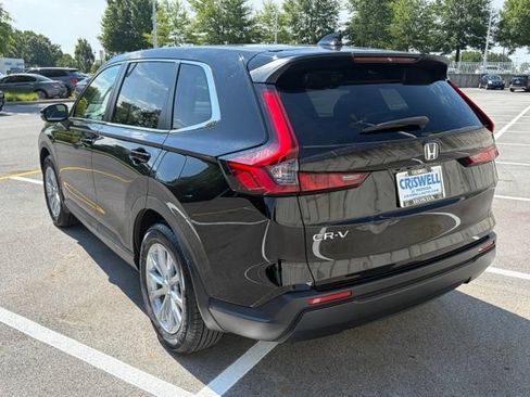 Used 2023 Honda CR-V EX-L image 5