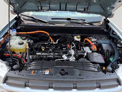 Used 2023 Ford Maverick Lariat w/ Lariat Luxury Package FWD image 9