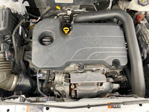 Certified 2024 Chevrolet Equinox LT AWD/4WD image 20