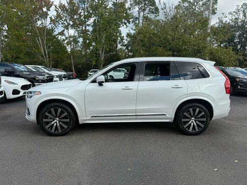 Used 2025 Volvo XC90 B5 Core image 2