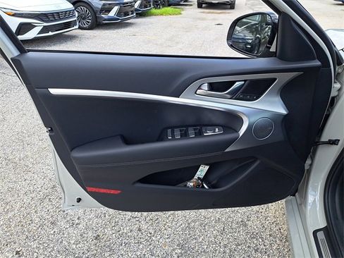 New 2026 Genesis G70 2.5T Prestige image 12