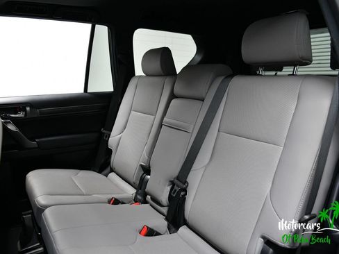 Used 2023 Lexus GX 460 w/ Black Line Special Edition AWD/4WD image 51
