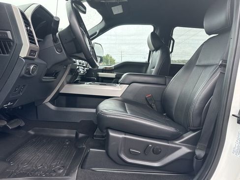 Used 2022 Ford F250 Lariat w/ Lariat Ultimate Package image 6