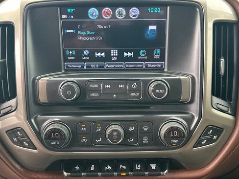 Used 2019 Chevrolet Silverado 2500 High Country w/ Duramax Plus Package AWD/4WD image 29