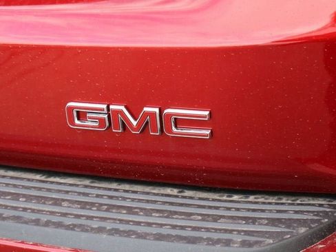 New 2026 GMC Yukon XL Denali w/ Sun & Power Step Package AWD/4WD image 16