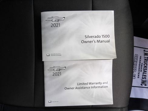 Used 2021 Chevrolet Silverado 1500 W/T w/ WT Value Package RWD image 32
