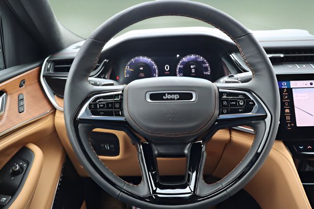 New 2027 Jeep Grand Cherokee Summit AWD/4WD image 17
