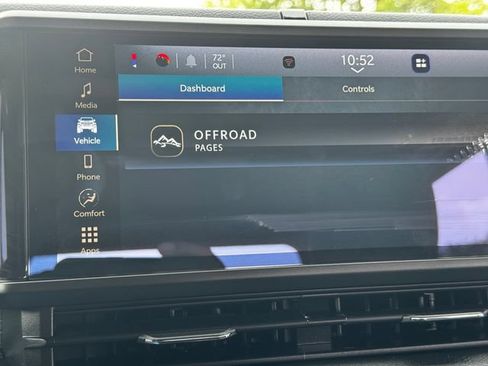 Certified 2025 Jeep Wrangler Sport AWD/4WD image 29