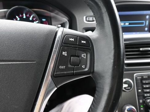 Used 2014 Volvo S60 T5 FWD image 18